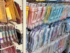 -名创优品(万达广场河东店)