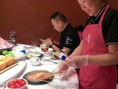 -泓炙颐凤鲜海鲜火锅料理(桐乡店)