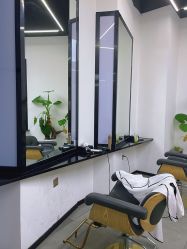 -CUT CUT Hair Salon