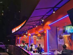 -钳小柒·小龙虾蓝龙王烧烤夜宵(长寿路店)