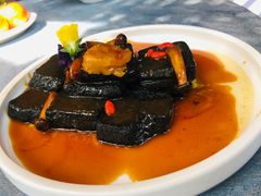 猴头菇酱汁扒黑豆腐-肴约·花园式餐厅(湖里店)
