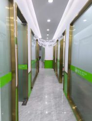 -苗医生专业祛痘·皮肤管理