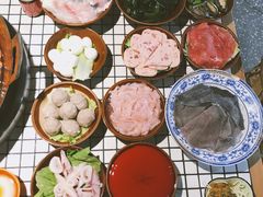 豪华版九大碗-董眼镜火锅(洪崖洞总店)