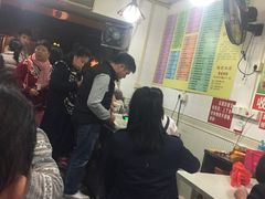 等位区-芬芳甜品(同福路店)