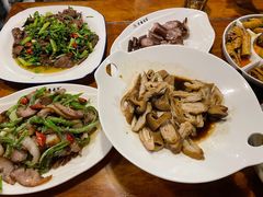 -老鼎万春卤菜(五代传承创始老店)