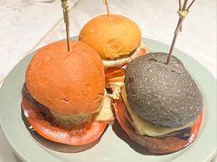 夏威夷菠萝和牛汉堡-SPOILER 黄石·全时段融合西餐(中华城店)