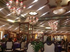 大堂-巴扎美食·新疆菜·西域歌舞表演餐厅(新疆大厦店)