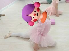 -韵姿少儿舞蹈(北外滩校区)