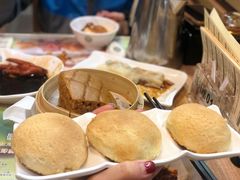 酥皮焗叉烧包-添好运点心专门店(深水埗店)