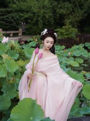 -一揽芳华汉服旗袍体验馆(拙政园店)