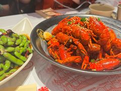 -肥肥虾庄·金牌油焖大虾(汉街SKP店)