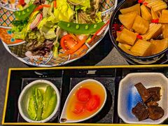 -铭牛烧肉·和牛海鲜自助(高新月牙湖店)