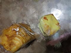 -顶东面包花园·生日蛋糕(世博店)