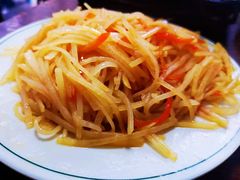 尖椒土豆丝-清真永恒华威肉饼(潘家园店)