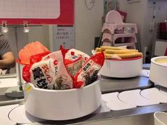 -龍歌自助小火锅(市北台东利群店)