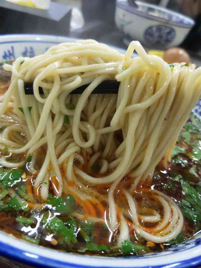 清真·金裕兰州牛肉面烤肉-"这家店开在卫滨路北段这一边,他们家店还