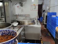 -牛一嘴·兰州牛肉面·大盘鸡(财富中心店)