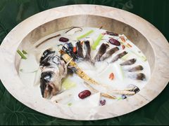 -云海肴云南菜·蒸汽石锅鱼(青岛万象城店)