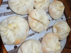 -馋三尺蟹粉小笼(人民广场店)