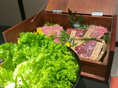 -山川小町·极番烧肉(新地假日广场店)
