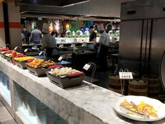 自助取餐区-火锅岛潮牌自助餐厅(天津天佑城店)