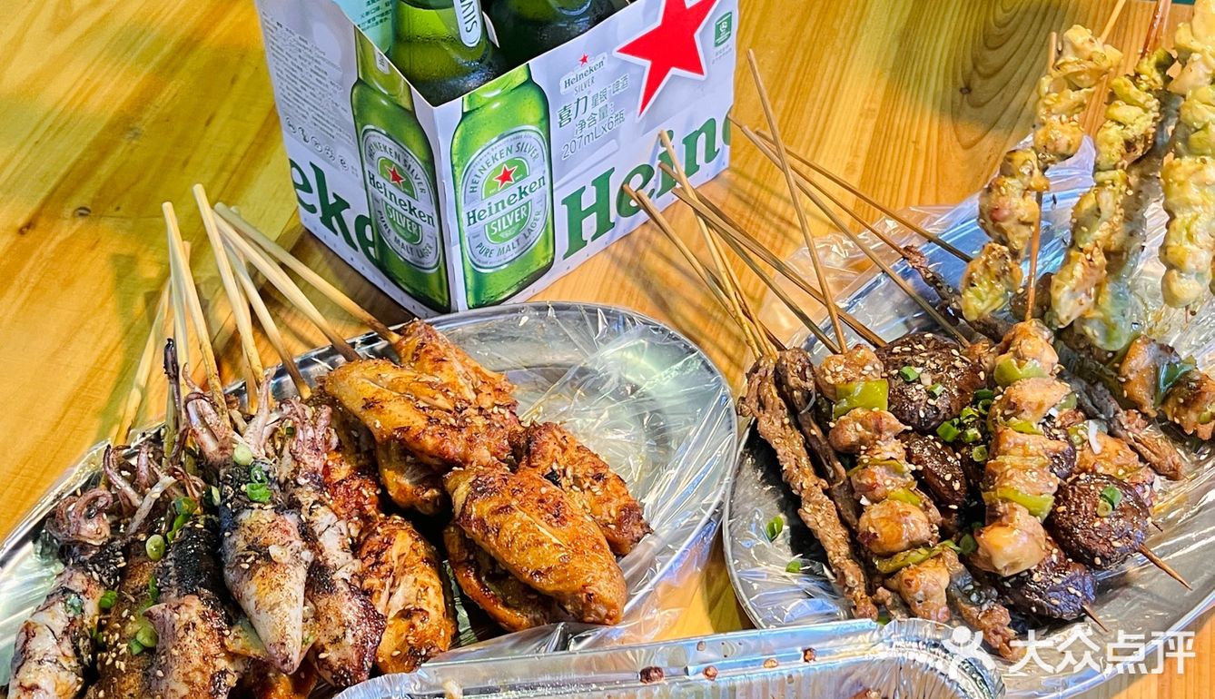 夜晚的东山怎么可以没有烧烤相伴呢!!!