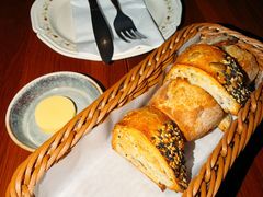 餐前面包-Bistro Les Lilas丁香花小酒馆