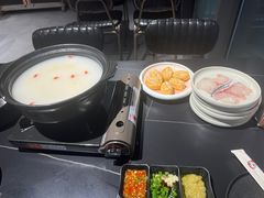 -牛牛和牛海鲜粥底火锅(长虹国际城店)