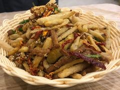 -江城燕子大排档(江汉路步行街店)