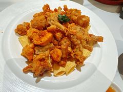 -荟廷·晶萃(陆家嘴尚悦湾店)