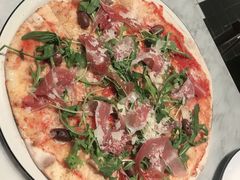 意式芝麻菜火腿披萨-玛尚诺Pizza&Bar(长泰广场店)