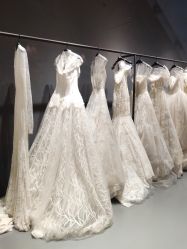 -Vera Wang婚纱礼服旗舰店