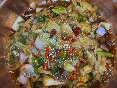 -虾弄弄海派小龙虾·牛羊蝎子火锅