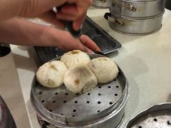 -胡成记口蘑龙眼包子(盐道街店)