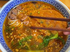 辣肉面-沪西老弄堂面馆(定西路店)