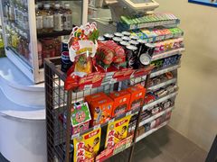 -全家便利店(上海火车站站二店)