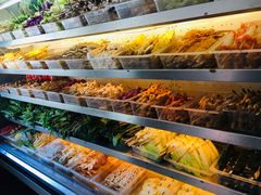 自助取餐区-万记麻辣烫国展总店