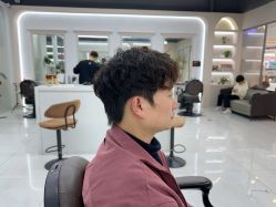 -尤司男士国潮理发馆