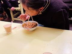 大堂-老光明岗琼甜茶馆
