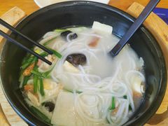 -桥香园过桥米线(国贸店)