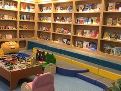 -戊辰亲子游泳俱乐部