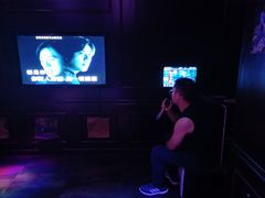-里堂派对·独栋团建聚会小院轰趴馆(三圣乡店)