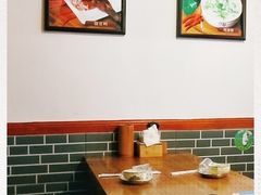 大堂-古真记钵钵鸡(总店)