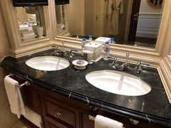 -广州富力丽思卡尔顿酒店