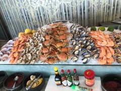 -怡豪大饭店·银顶旋转餐厅