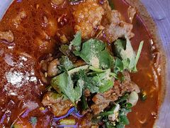 -爆炸头阿姨小四川正宗川味小吃(无任何分店)