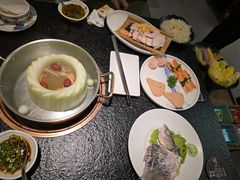 -得意咚瓜·顺德鱼生·冬瓜火锅(深圳首店)