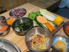 -姜虎东白丁烤肉(虹桥天地店)