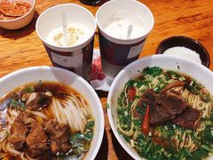 牛肉面-肆姐面粉馆(坡子街店)