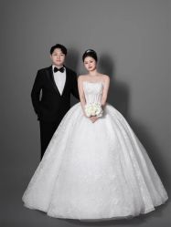 -雅云婚纱摄影工作室旗舰店